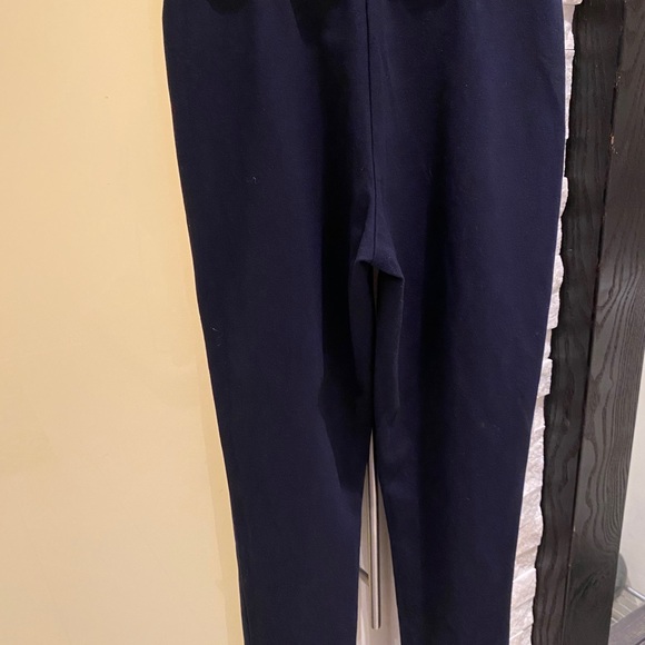 Zara girls fitted slacks with seam in front. - Picture 2 of 4